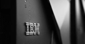 IBM presenta el procesador cuántico Eagle con 127 qubit