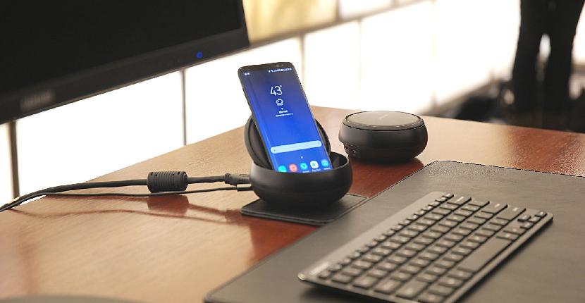 Samsung DeX permite convertir tu teléfono móvil en un ordenador PC