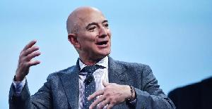 Jeff Bezos ganó 13 mil millones de dólares en 15 minutos