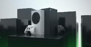 Xbox Series X, The Rock recibe un modelo personalizado de Microsoft