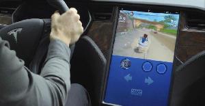 Rumor: se podrá jugar a los videojuegos de Steam en los coches Tesla