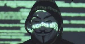 Anonymous hackea la agencia de censura rusa y roba 820 gigabytes de datos privados